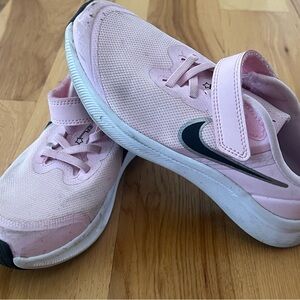 Nike Kids Light Pink Sneakers with Black Swoosh